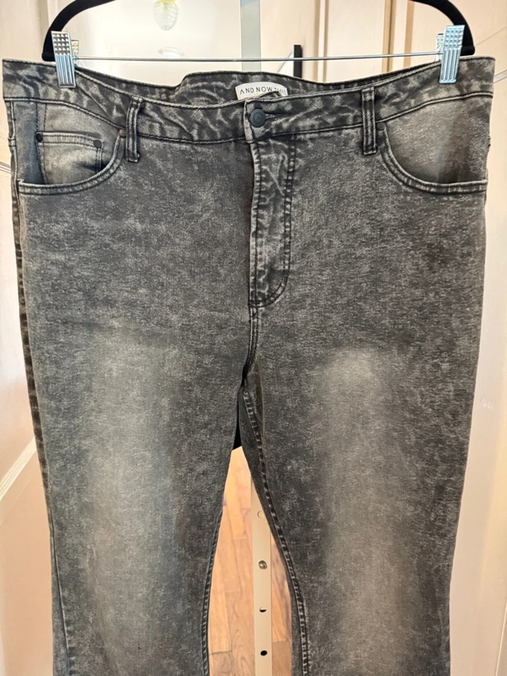And Now This Black Acid-Wash Jeans - Picture 3 of 6